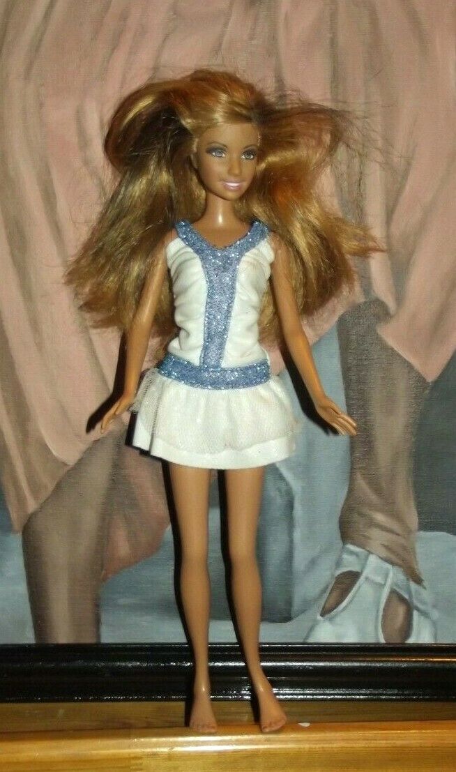 Barbie Doll Summer Highlights In Hair Beach  Tan Flat Large Feet
