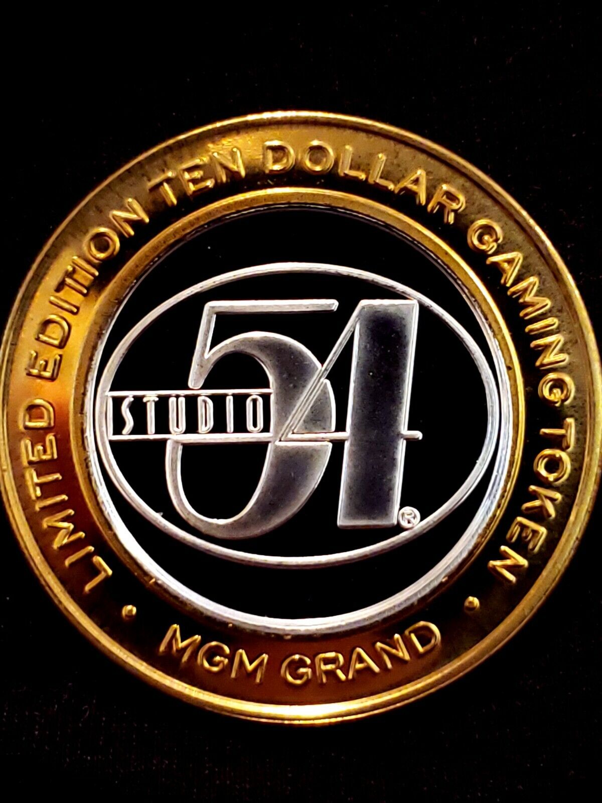 $10 Mgm Grand Studio 54 .999 Silver Strike, Las Vegas, Nv.