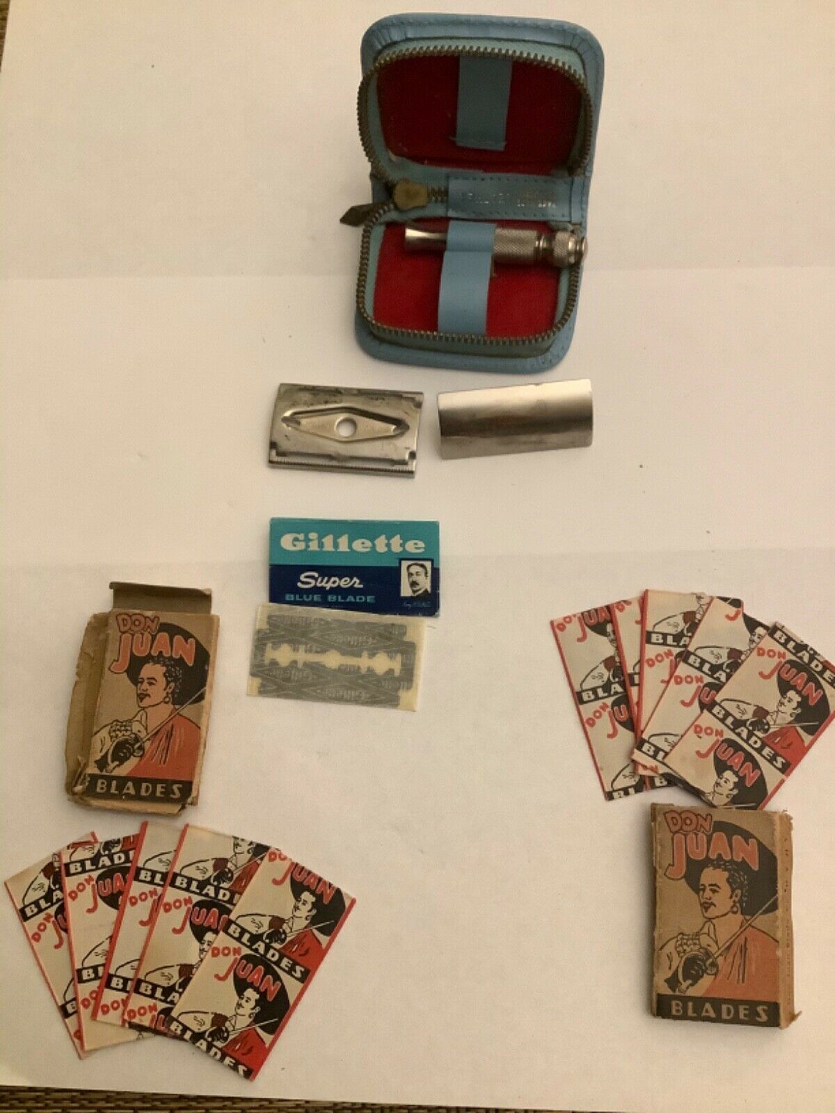 Vintage Gillette Travel Kit Lot