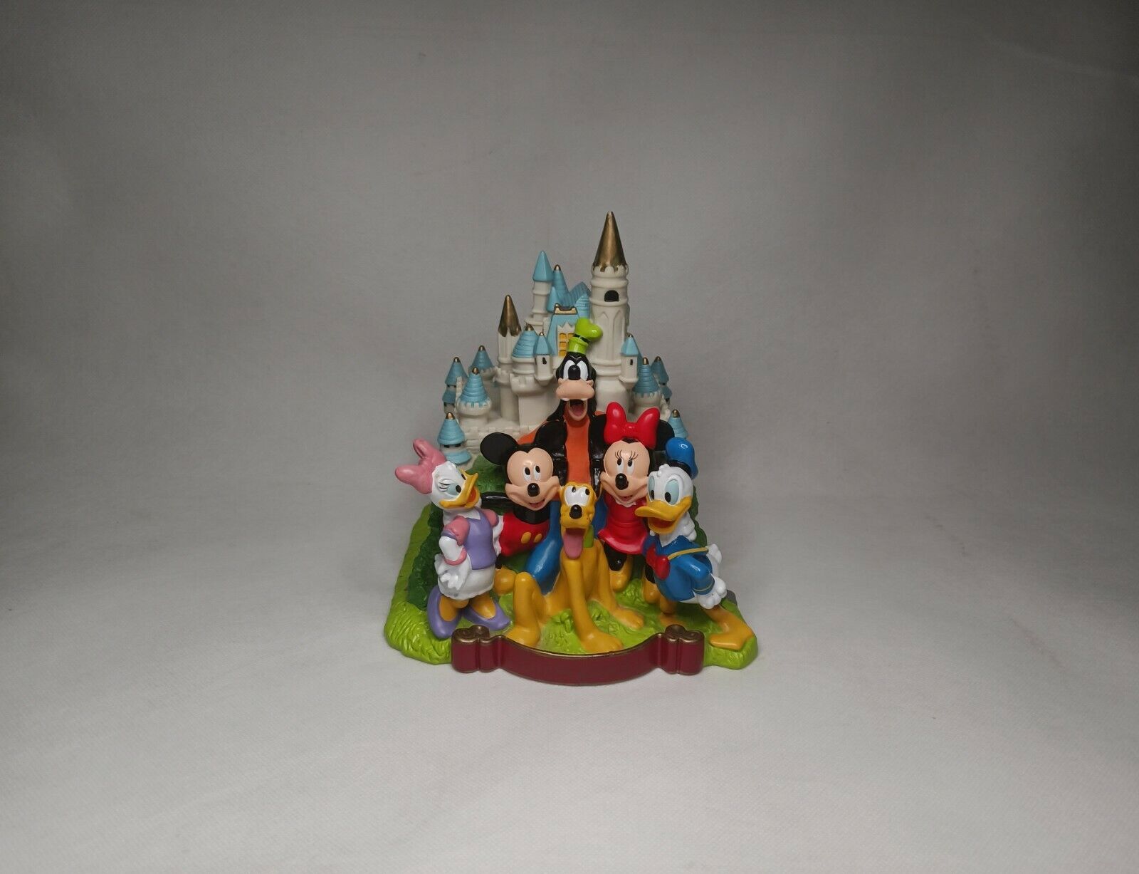 Walt Disney World Plastic/rubber Piggy Bank Castle And Disney Characters